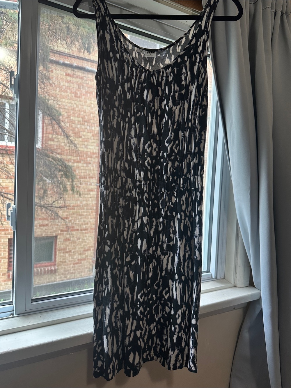 Vero Moda Abstract Print Maxi Dress in Black & White Size Small Like